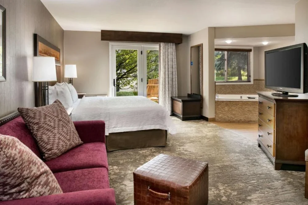 528930872 Hampton Inn Jackson Hole