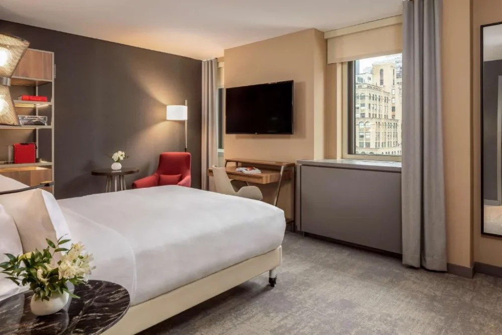 631555226 NH Collection New York Madison Avenue