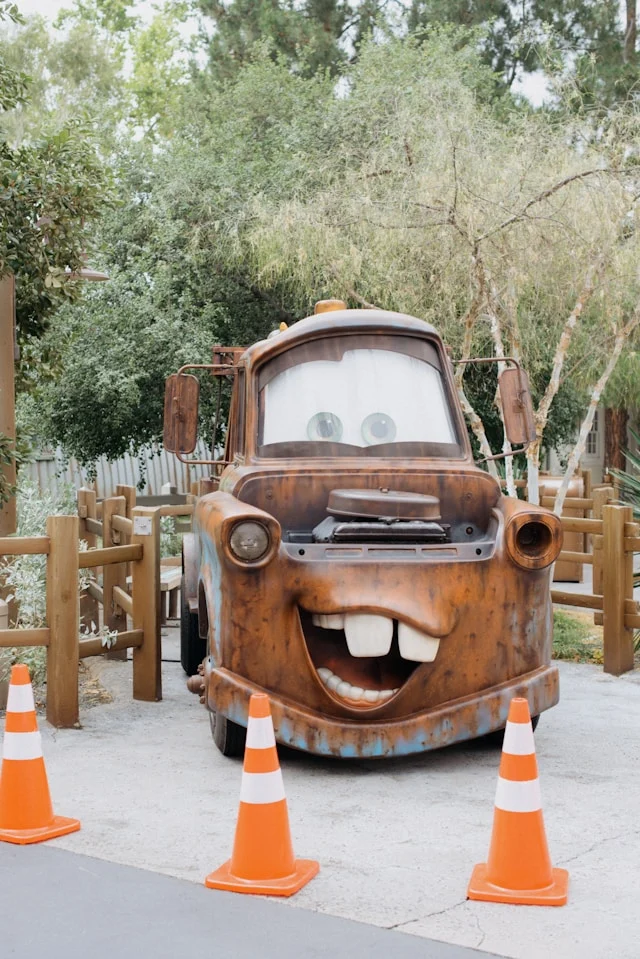 פארק השעשועים דיסני אדוונצ'ר קליפורניה Disney California Adventure Park