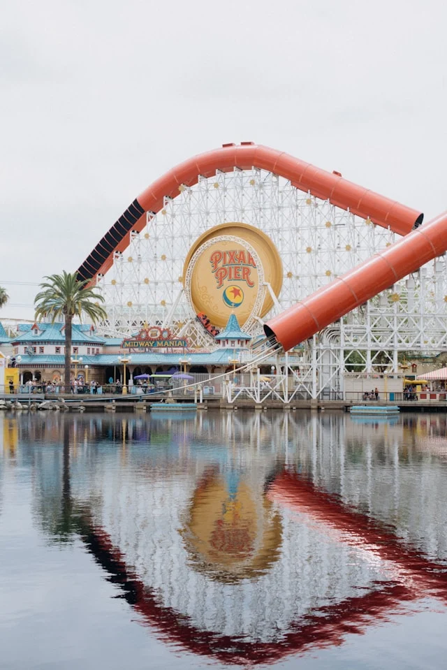 פארק השעשועים דיסני אדוונצ'ר קליפורניה Disney California Adventure Park