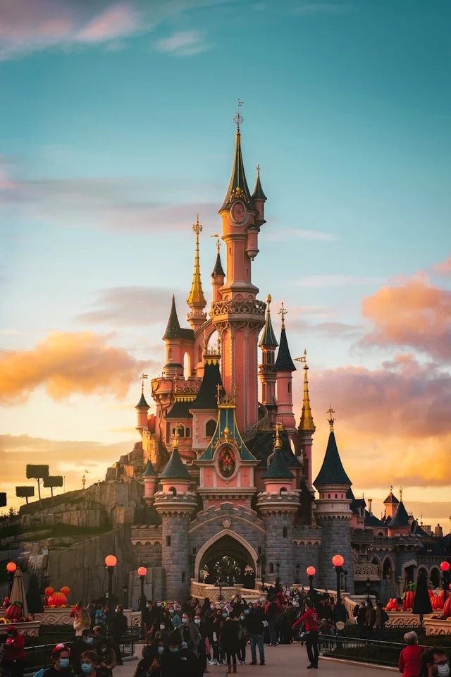 bastien-nvs-Lmd-CpZOGWc-unsplash דיסנילנד קליפורניה Disneyland California