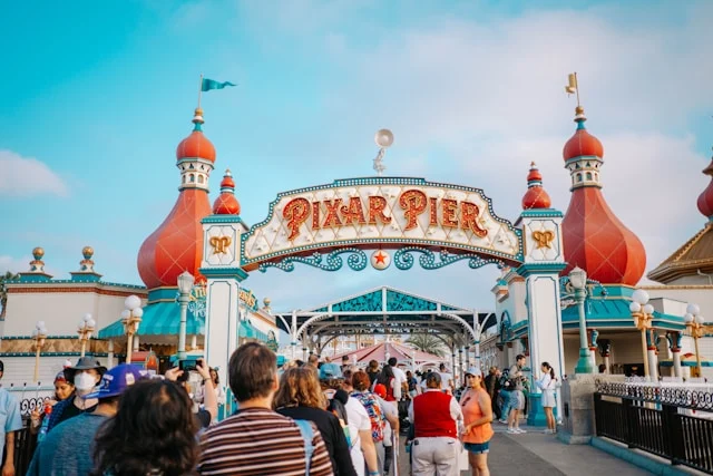 פארק השעשועים דיסני אדוונצ'ר קליפורניה Disney California Adventure Park
