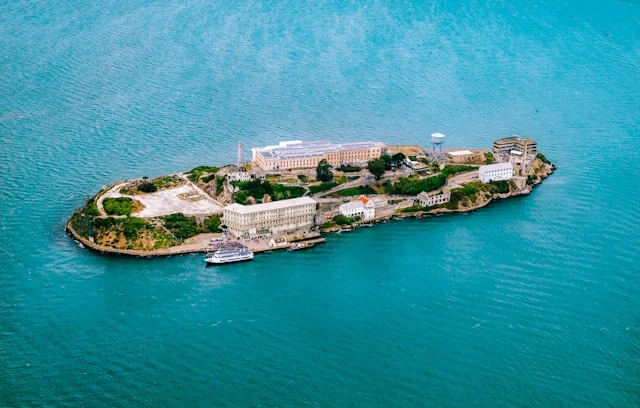 האי אלקטרז סיור בכלא אלקטרז Alcatraz Self-Guided Tour
